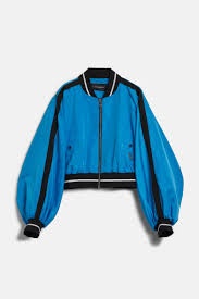 VOLUMINOUS BOMBER JACKET