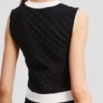 CONTRAST SLEEVELESS KNIT TOP