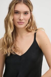 STRAPPY V-NECK CAMI - Image 3