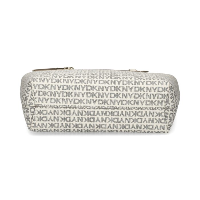BRYANT AVE  D TOTE